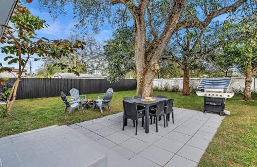 Fort Lauderdale House | 3br Villa W Fire Pit By Hard Rock Hotel & Casino