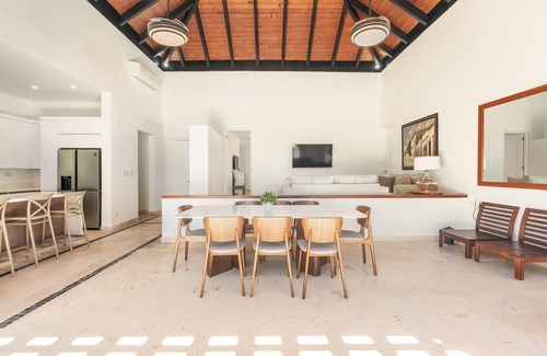 Punta Cana Ski Chalet | 3BR villa with pool/bbq/in Green village