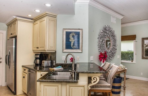 Treasure Cay House | 3BR with pool, cabana and private 35' boat slip/water filter sys. & generator