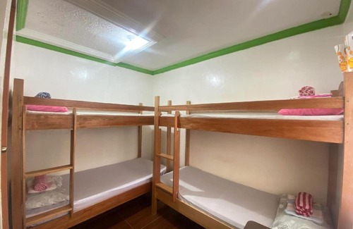 General Luna House | 3kid's Homestay white