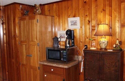 Hubert House | 3miles to Hammocks beach state park, Swansboro, Lejeune on private 22 acresn