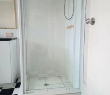 Runcorn House | 3mins walk to shopping centre city bus airport train station