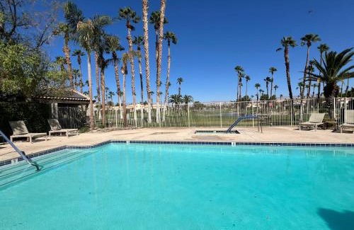 Cathedral City House | 3rd Hole Hideaway - A Golf Dream at Desert Princess