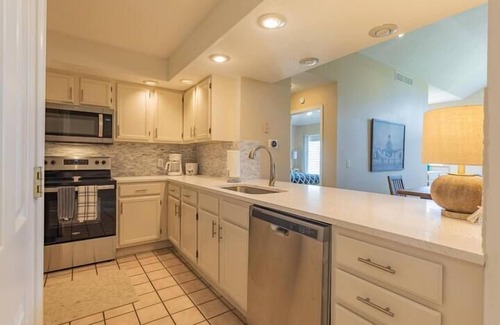 Table Rock Villa | *3rd Night Free! Villa, Rare Find! Garage!