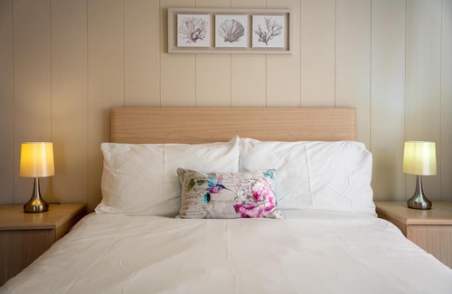 Mullacott House | 4 Atlantic Crescent Lodge - 2 Bed-Sleeps 4-TJS4AC