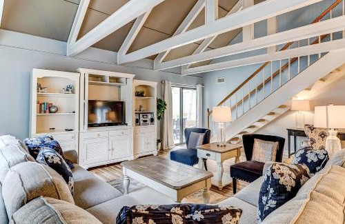 Palmetto Dunes Apartment | 4 Bed 2 Bath Apartment in Queens Grant Villas