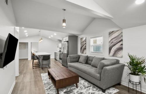 Constitution Villa | 4-Bed 2-Bath Pet Friendly Home in Heart of Atlanta