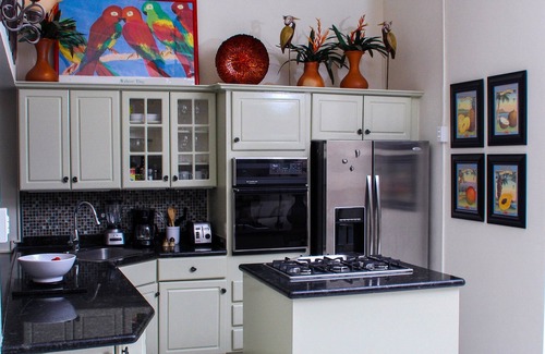 Koyari House | 4 Bed 2 Bath Tropical Aruba Villa Oasis Close To Everything!