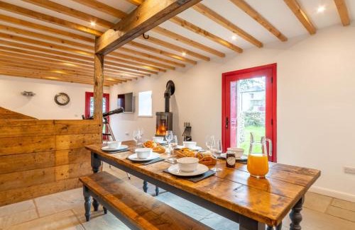 Hexham House | 4 Bed in Allendale 78159