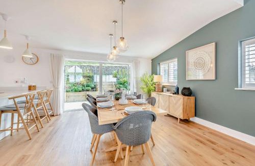 Westleigh House | 4 Bed in Appledore 92017