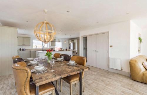 Blyth House | 4 Bed in Blyth 87734