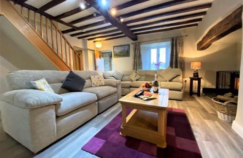 Llanrwst House | 4 Bed in Conwy 66510