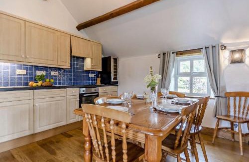 Conwy House | 4 Bed in Conwy 95386