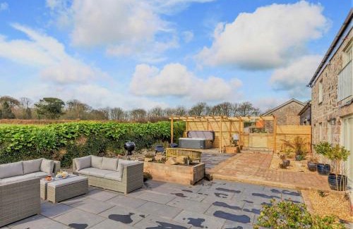 Redruth House | 4 Bed in Falmouth 85825