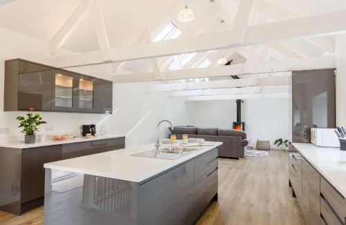 Redruth House | 4 Bed in Falmouth 85825