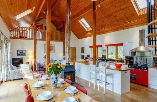 Muirshearlich House | 4 Bed in Fort William 78875