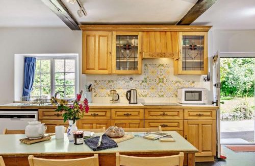 Hartland House | 4 Bed in Hartland HACOT
