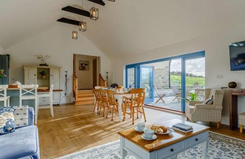 Saint Erth Praze House | 4 Bed in Helston 90391