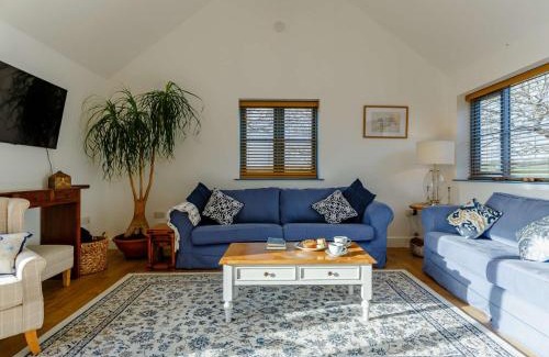 Saint Erth Praze House | 4 Bed in Helston 90391