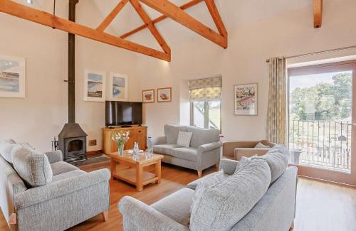 Launceston House | 4 Bed in Launceston BRHIG