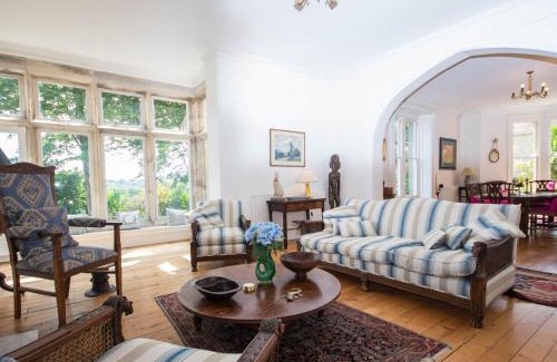 West Lulworth House | 4 Bed in Lulworth Cove DC182