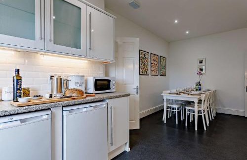 Malvern Apartment | 4 Bed in Malvern 57335