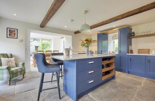 Sedbergh House | 4 Bed in Sedbergh SZ595