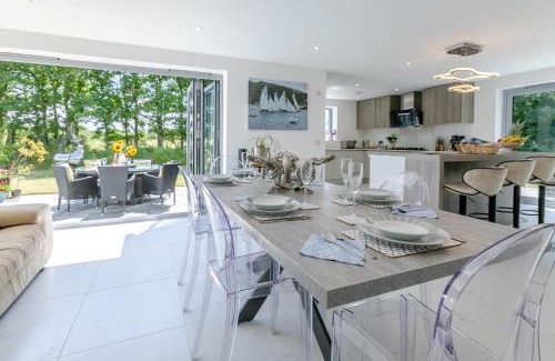 St Merryn House | 4 Bed in St. Merryn oc-s32624
