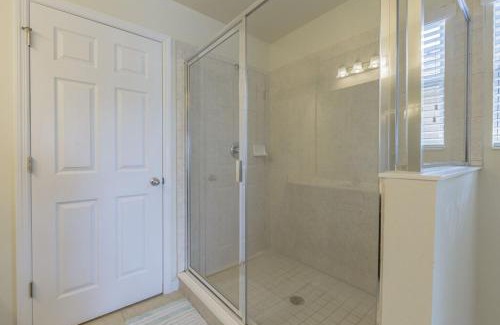 Veranda Palms House | 4 Bed Private Yard-Pool Home