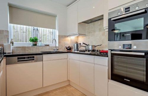 Isle of Purbeck House | 4 bed property in Harmans Cross DC217