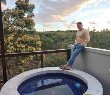 Onrus House | 4 Bed Selfcatering River Tree House overlooking the Onrus river