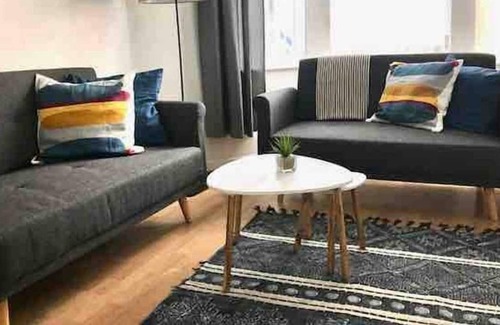 Belfast House | 4 bed Townhouse