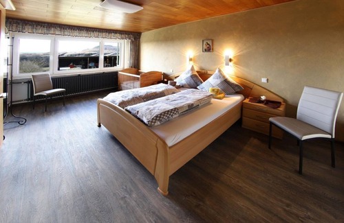 Manderscheid Other | 4-bed vacation apartment Maria - Kapellenhof