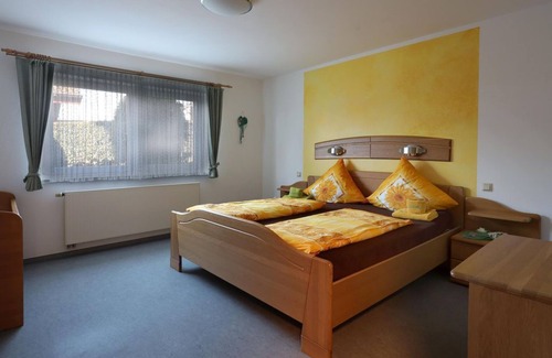 Manderscheid Other | 4-bed vacation apartment Sonnenblume - Kapellenhof