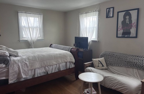 Cayuga Heights House | 4 bedroom 1 1/2 bath house directly on the Cornell bus line for graduation rent