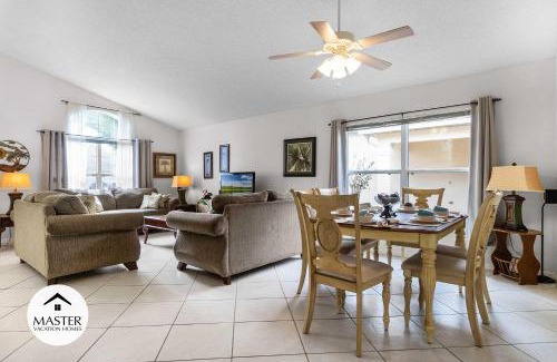 Westridge House | 4 Bedroom 2 Bathroom Manors Westridge 411 Ld