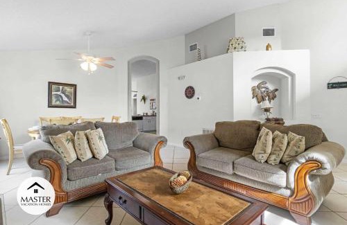 Westridge House | 4 Bedroom 2 Bathroom Manors Westridge 411 Ld