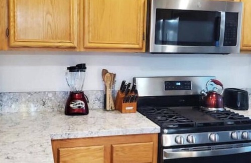 Rubidoux House | 4 bedroom 3 bath Home Near Downtown Riverside
