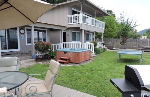 Lucerne House | 4 Bedroom 3 Bath Lakefront Sun-Thurs stays in August 10% off nightly rate