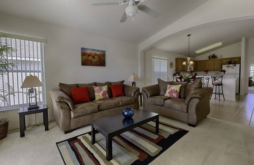 Highgate Park Villa | 4 Bedroom 3 bathroom Executive Villa. Gorgeous view from the pool deck.