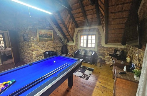 Marloth Park House | 4-bedroom, 4-bathroom house in Marloth Park with WiFi and AC. Enjoy your stay