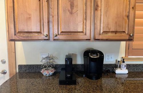 Bear Hollow Village House | 4 Bedroom 4 Bathroom + Hot Tub Minutes from Slopes