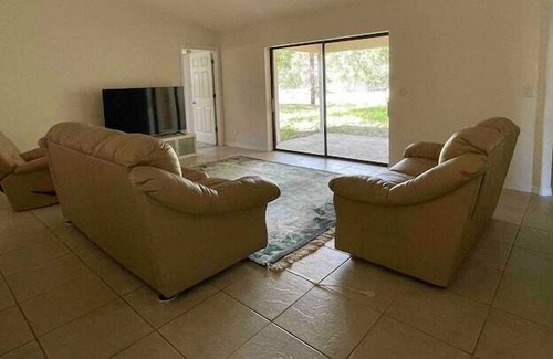 Braden River Apartment | 4 Bedroom 704840 by Houzlet