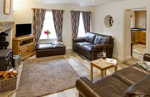 Lindale Cottage | 4 bedroom accommodation in Lindale, near Grange-over-Sands