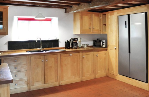 Penrhyndeudraeth Cottage | 4 bedroom accommodation in Penrhyndeudraeth, near Porthmadog