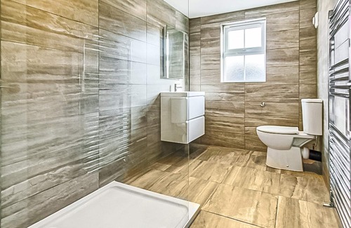 East Grinstead Cottage | 4 bedroom accommodation in East Grinstead