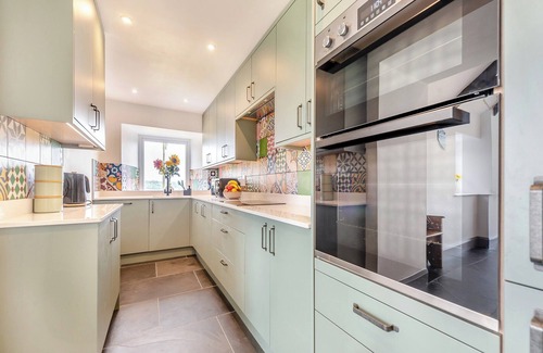 Boncath Cottage | 4 bedroom accommodation in Bwlch y Groes