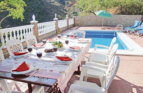 Corumbela House | 4 bedroom accommodation in Corumbela