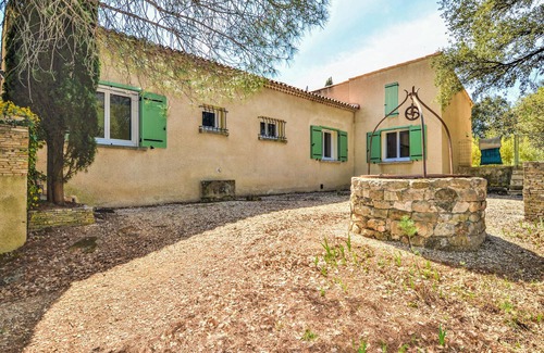Montignargues House | 4 bedroom accommodation in Montignargues