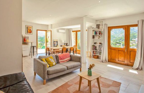 Feliceto House | 4 bedroom accommodation in Feliceto